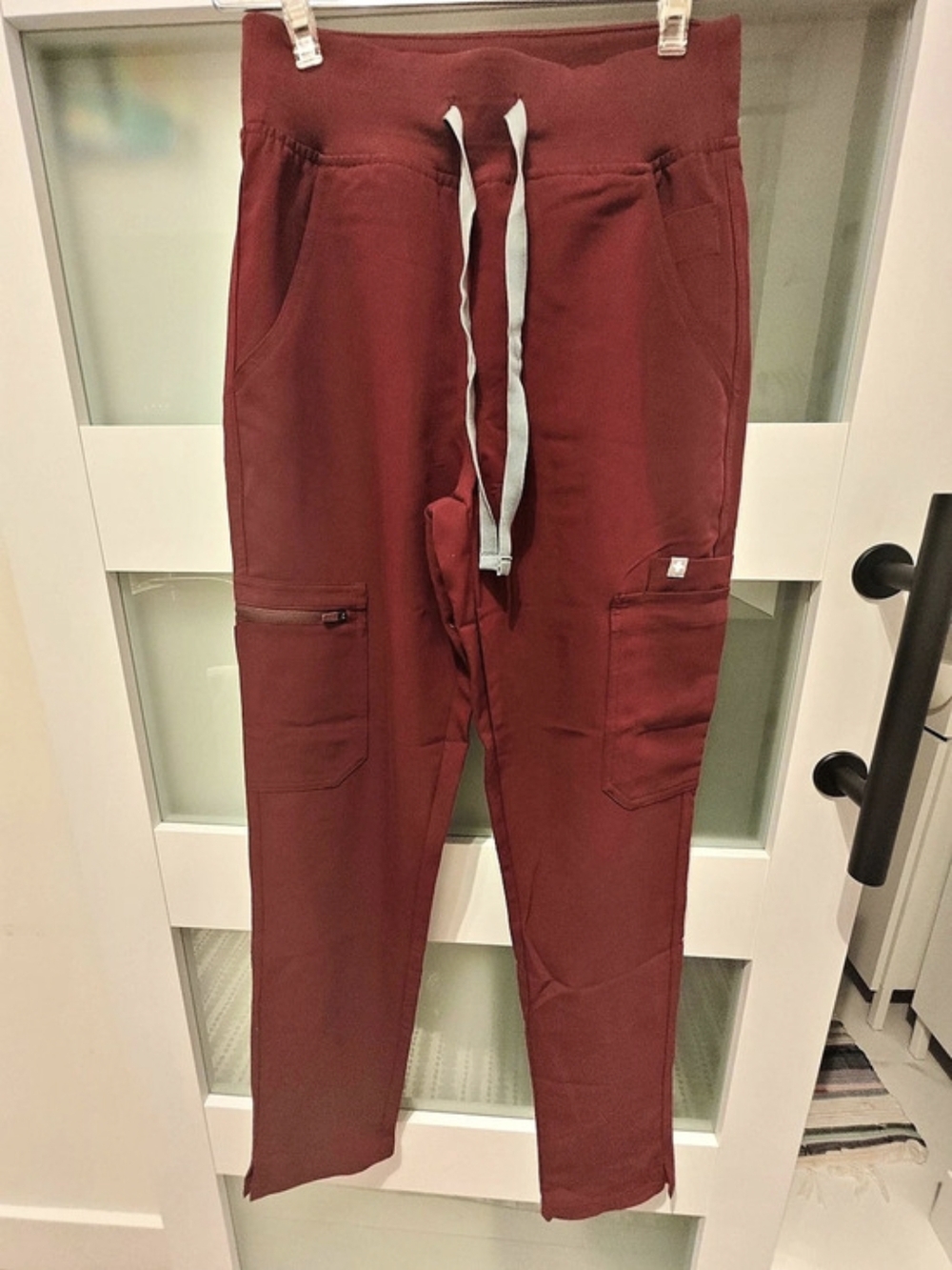FIGS Yola Skinny Scrub Pant Burgundy XXS NWT